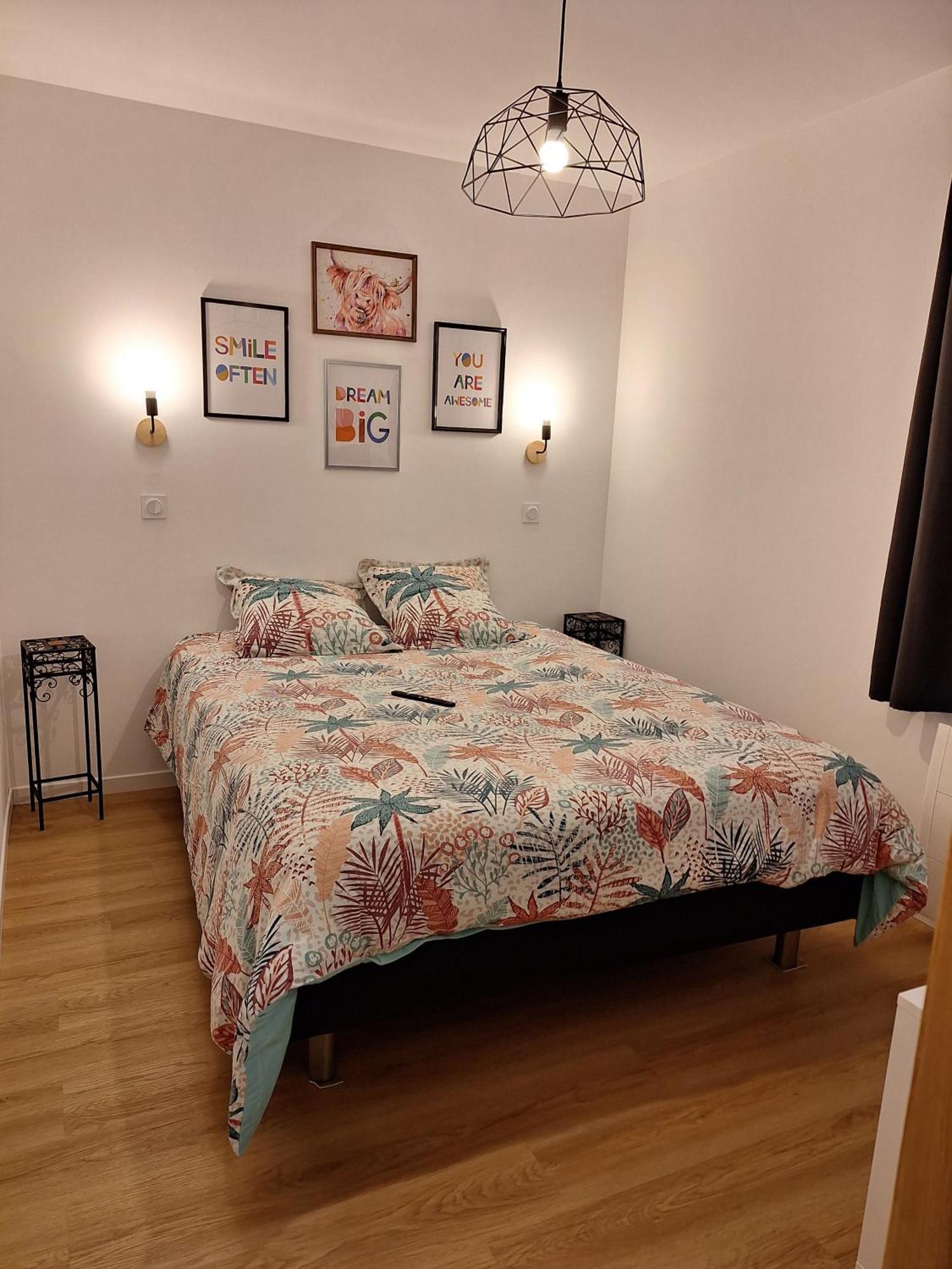 La Pinede Du Cheou, Piscine, Logement Independant, Parking, Draps, Wifi Fibre Mimizan Exterior foto