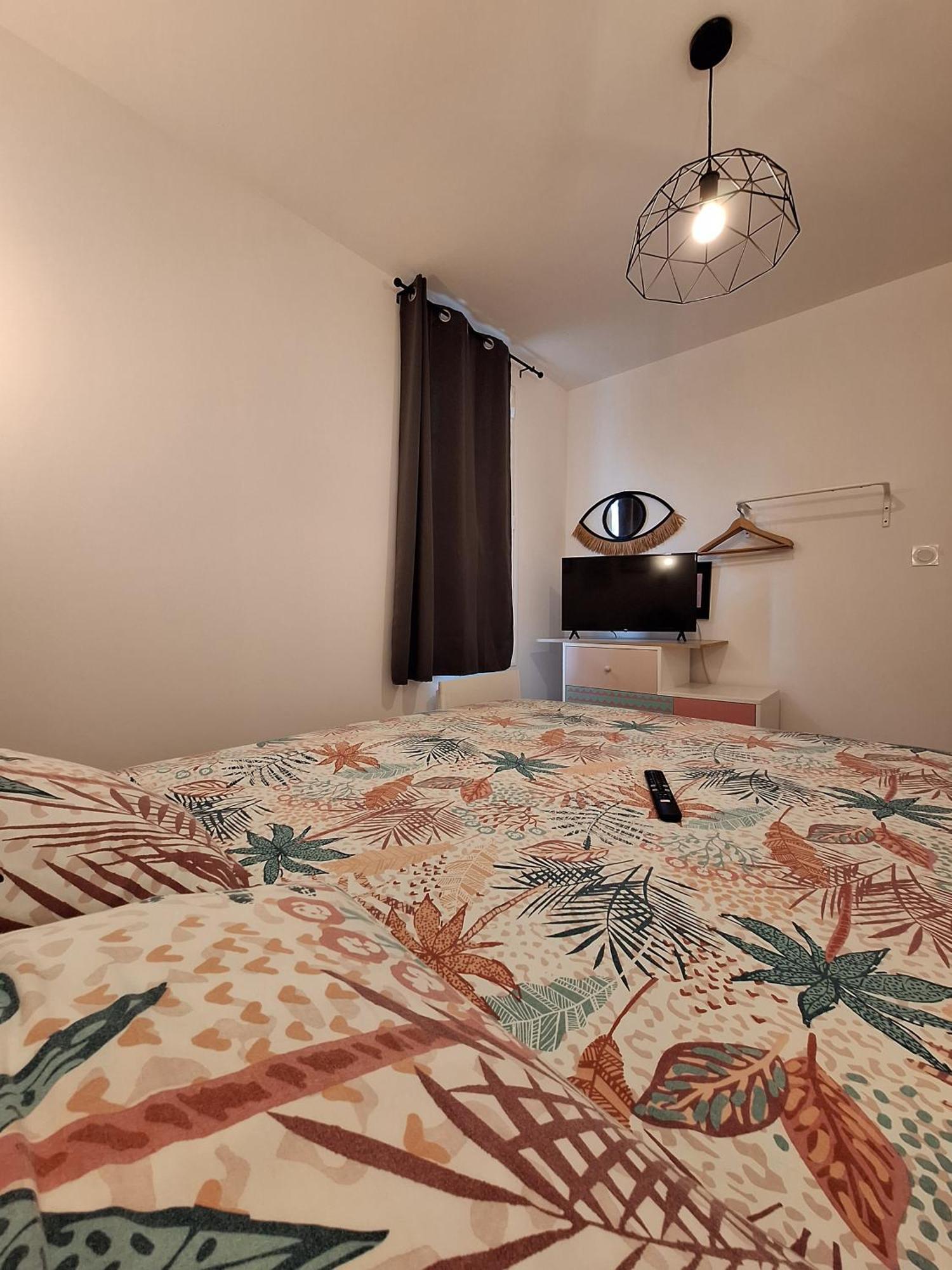 La Pinede Du Cheou, Piscine, Logement Independant, Parking, Draps, Wifi Fibre Mimizan Exterior foto